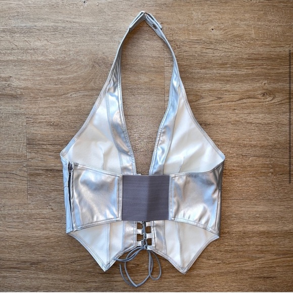 VIXRA TOP | I AM GIA | SOLD OUT - Picture 4 of 7